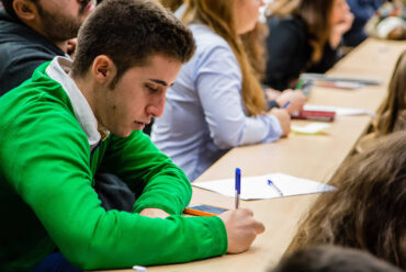 Top English School of Today a deschis şcoala de week-end!